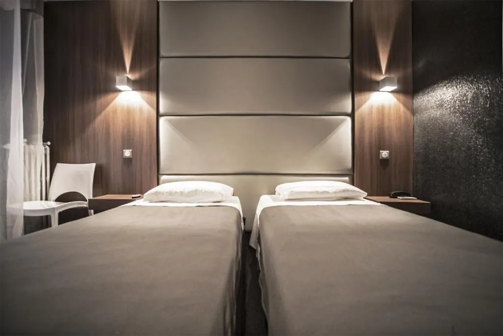 Hotel Schtak Cannes