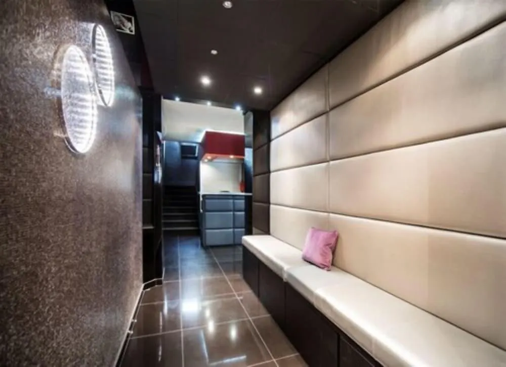 Hotel Schtak Cannes 3*,  France