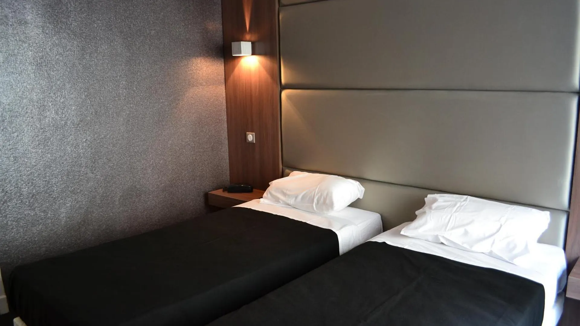 Hotel Schtak Cannes France