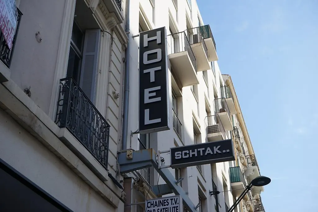 ***  Hotel Schtak Cannes France